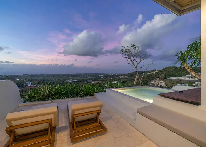 Amanecer - Stunning 3br With Ocean View In Bingin! *