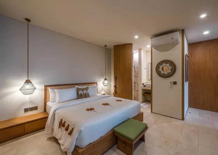 Amanecer - Stunning 3br With Ocean View In Bingin!