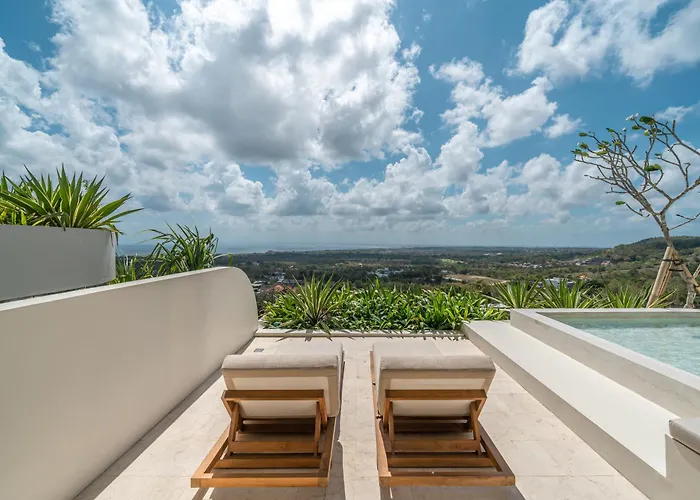 Amanecer - Stunning 3br With Ocean View In Bingin!