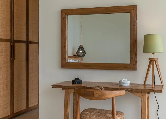Amanecer - Stunning 3br With Ocean View In Bingin!
